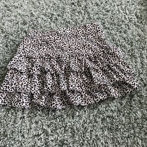 Shein small leopard skirt